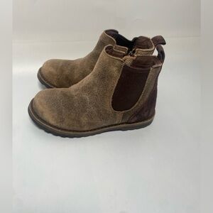 UGG Kids Callum Chelsea Booties Suede Slip On Unisex Size 11 Brown